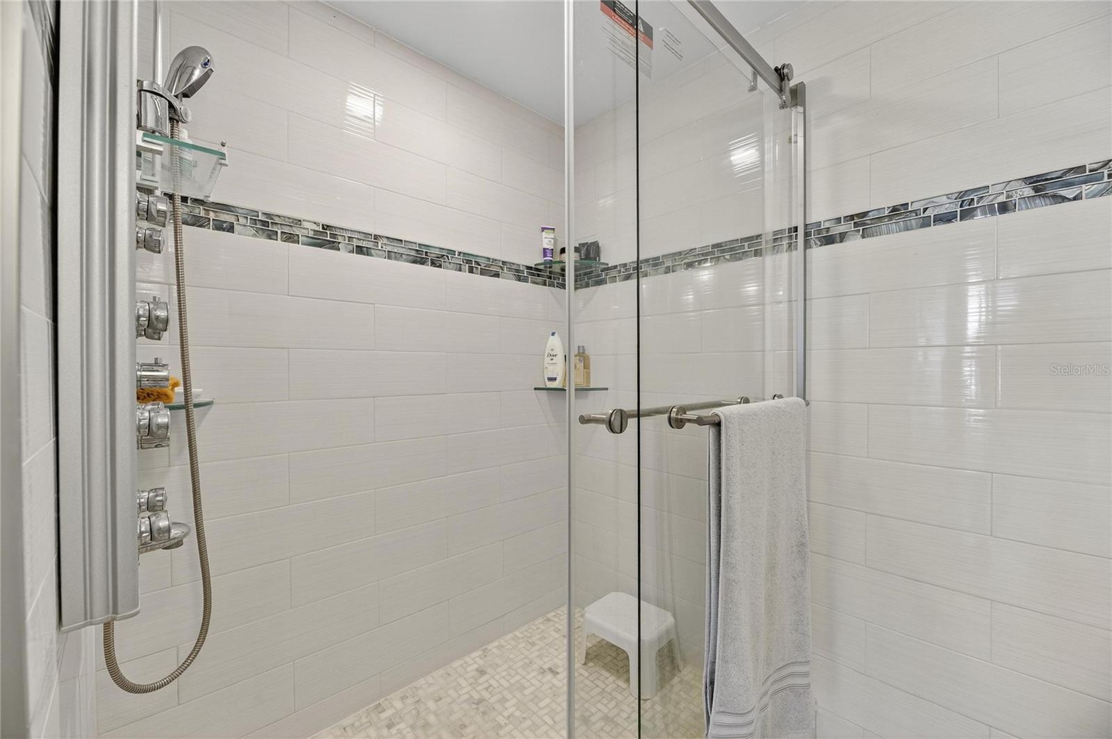 BRIDGETON NORTH CONDO - Residential Lease