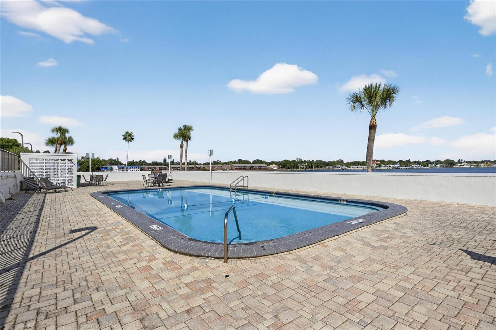 BRIDGETON NORTH CONDO - Residential Lease