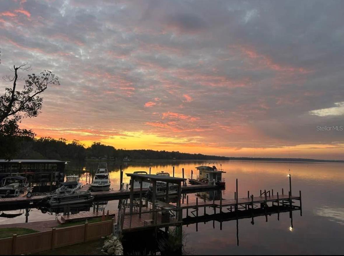 HOUGH PAXTON & WILSON LT 01 - Residential