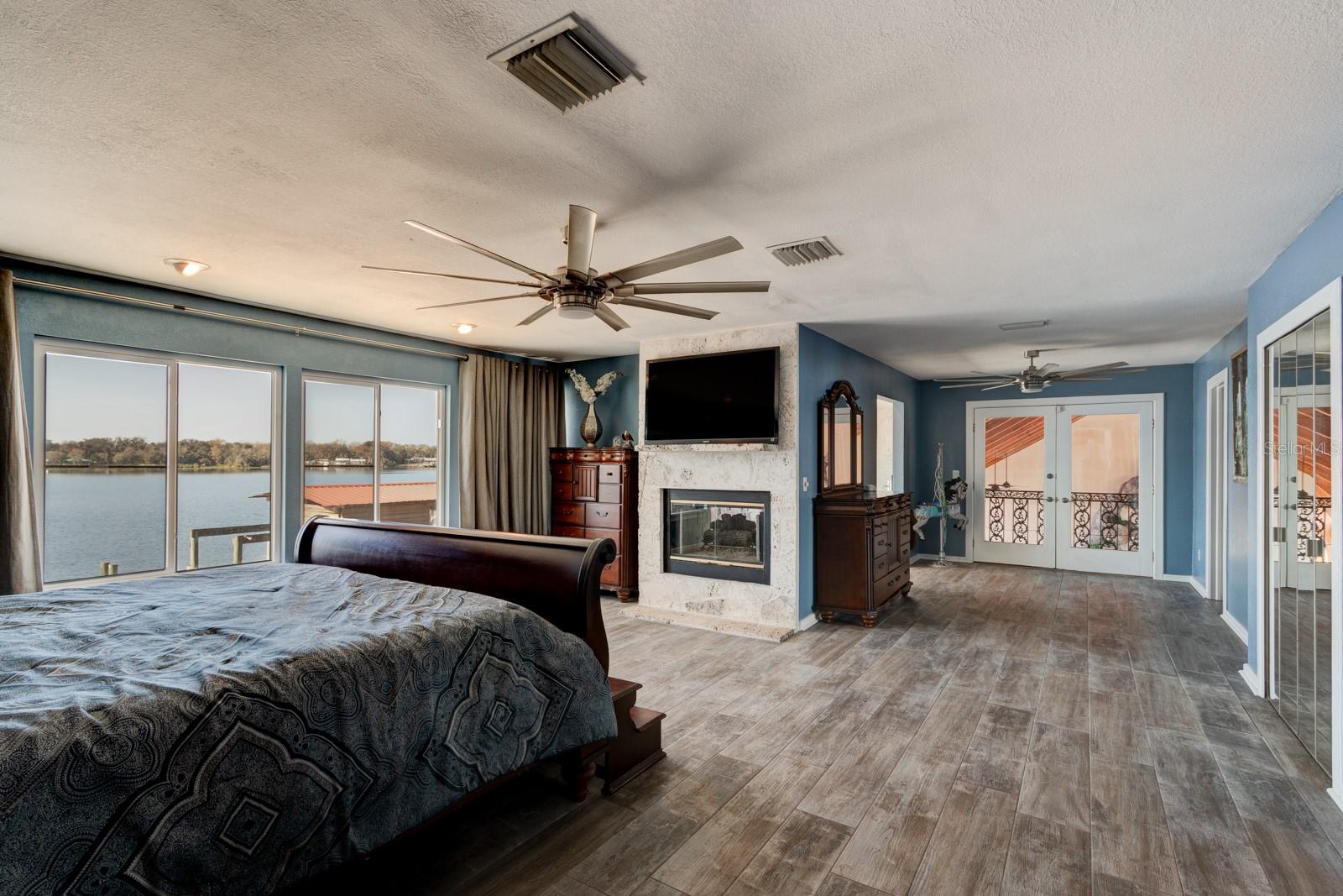 HOUGH PAXTON & WILSON LT 01 - Residential