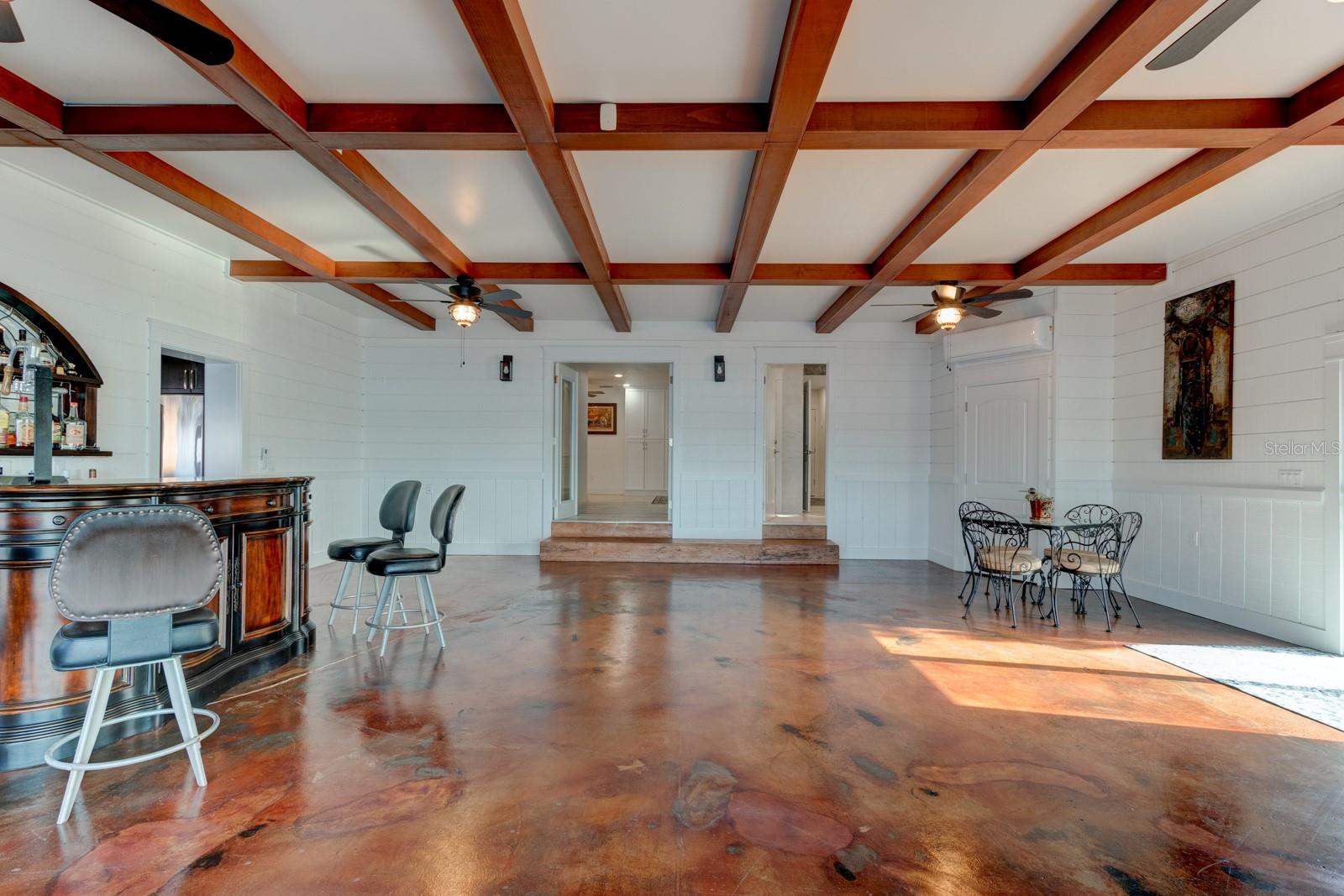 HOUGH PAXTON & WILSON LT 01 - Residential