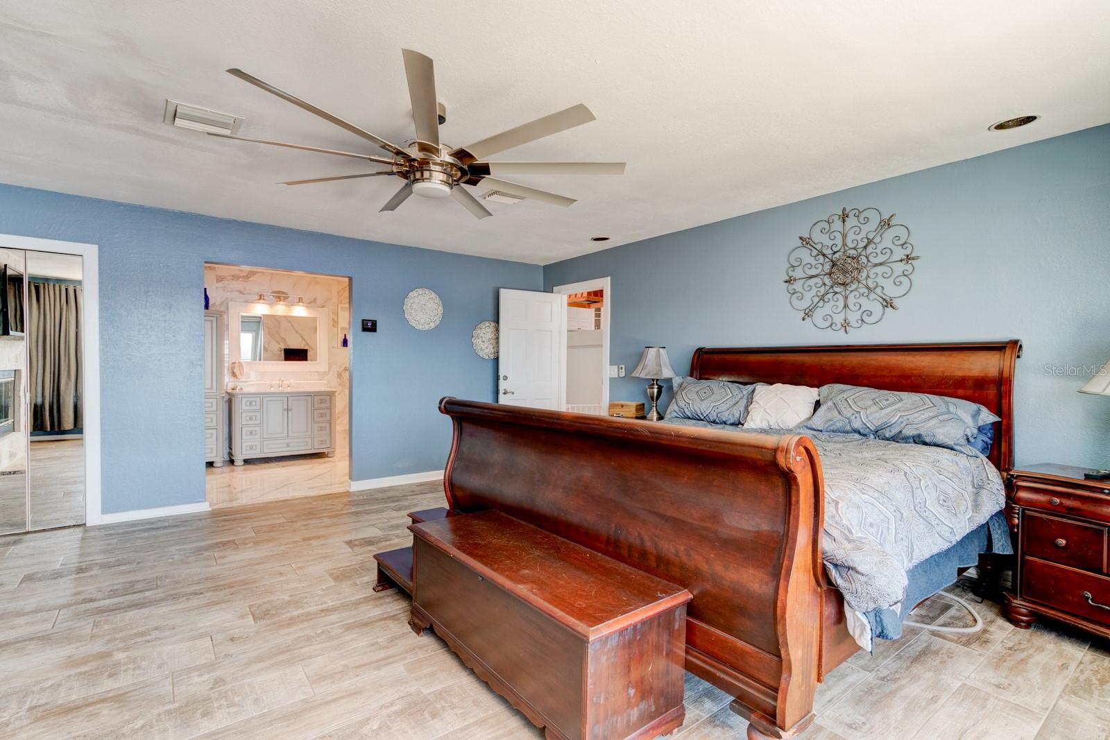 HOUGH PAXTON & WILSON LT 01 - Residential