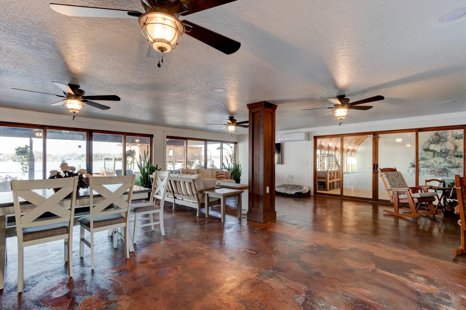 HOUGH PAXTON & WILSON LT 01 - Residential