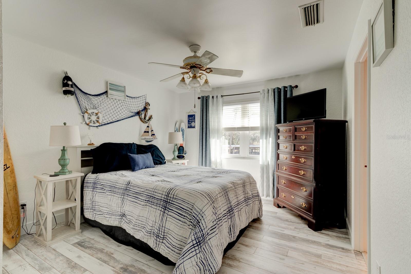 HOUGH PAXTON & WILSON LT 01 - Residential