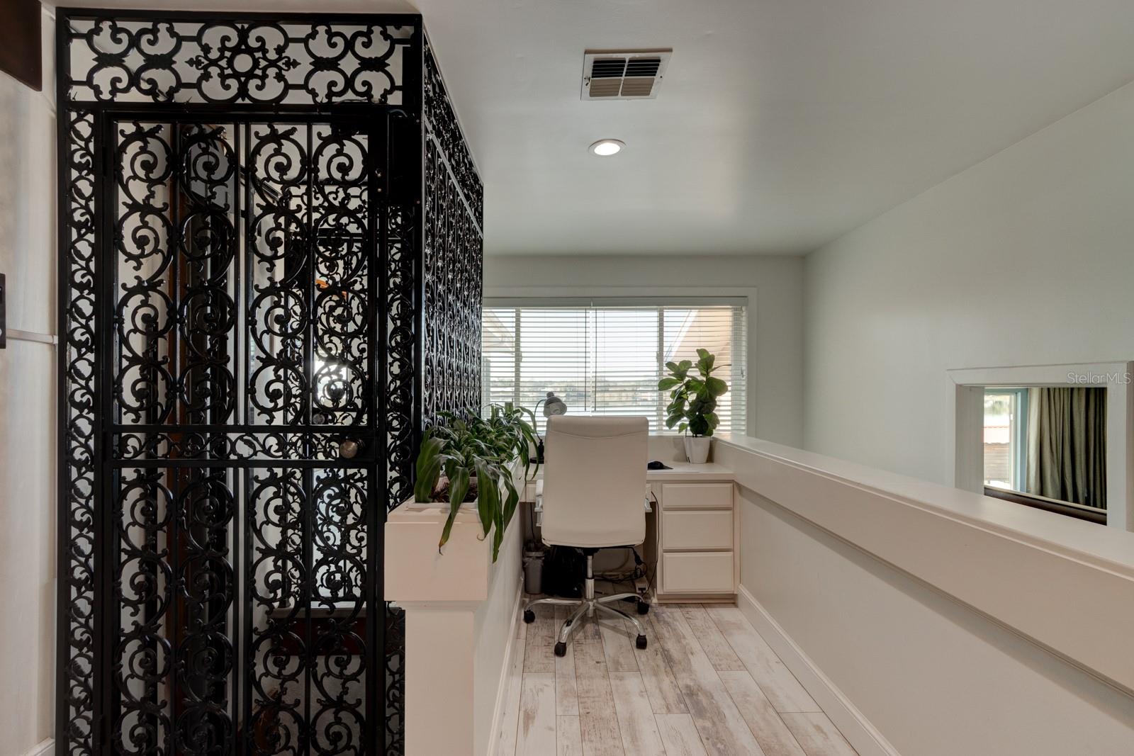 HOUGH PAXTON & WILSON LT 01 - Residential