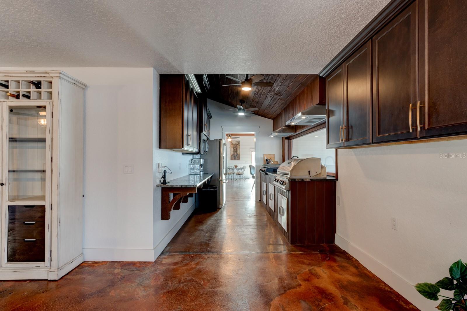 HOUGH PAXTON & WILSON LT 01 - Residential