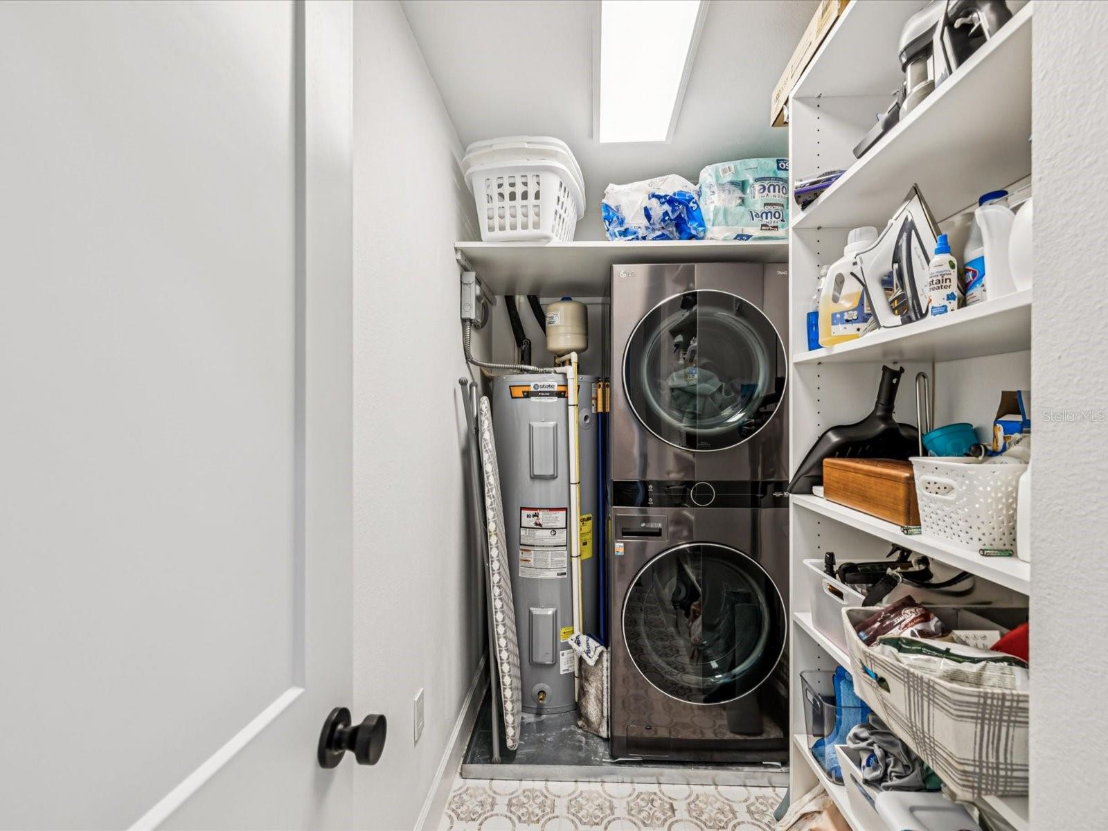 MARINA DEL REY AT SAND KEY - Residential