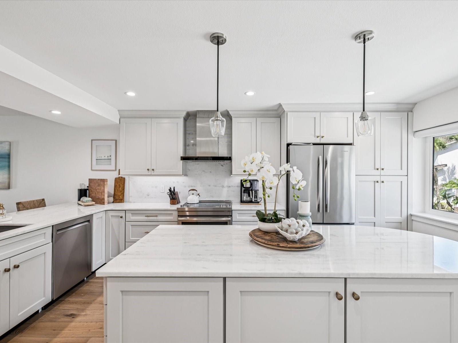 MARINA DEL REY AT SAND KEY - Residential