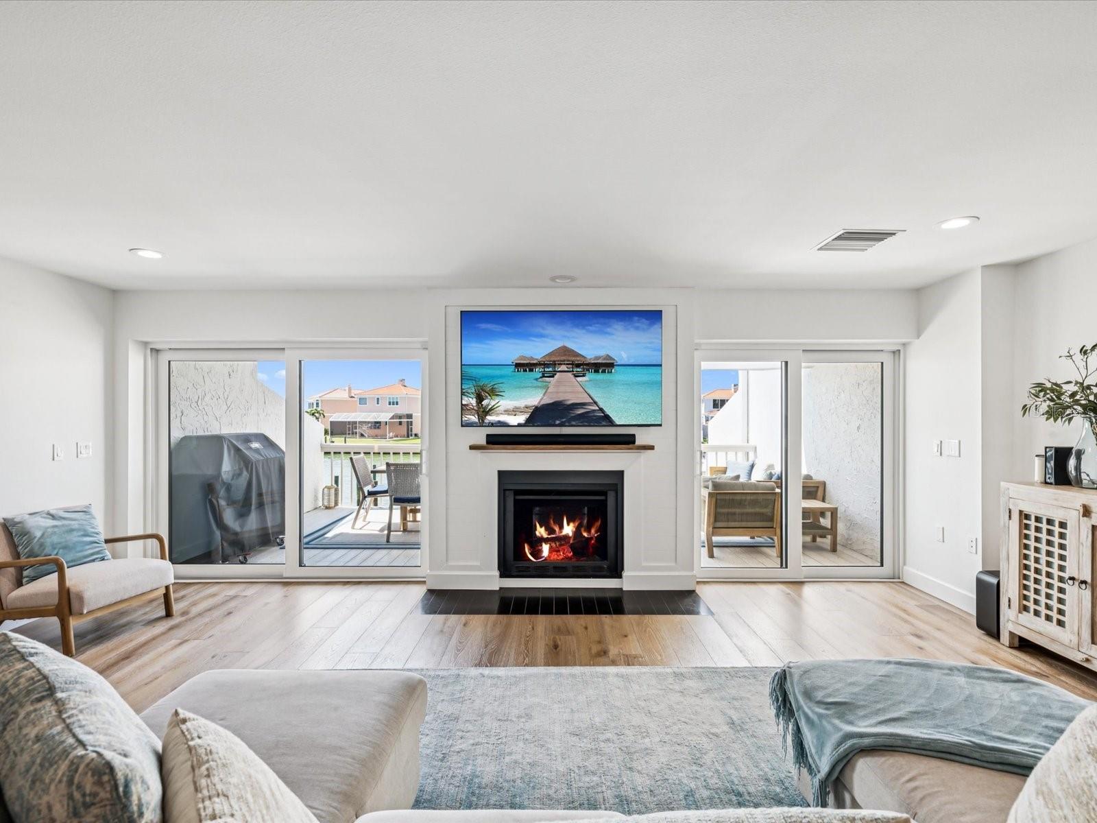 MARINA DEL REY AT SAND KEY - Residential