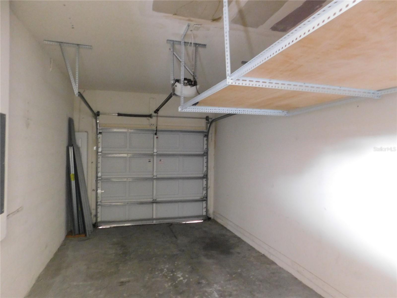 BAY BREEZE COVE - Residential