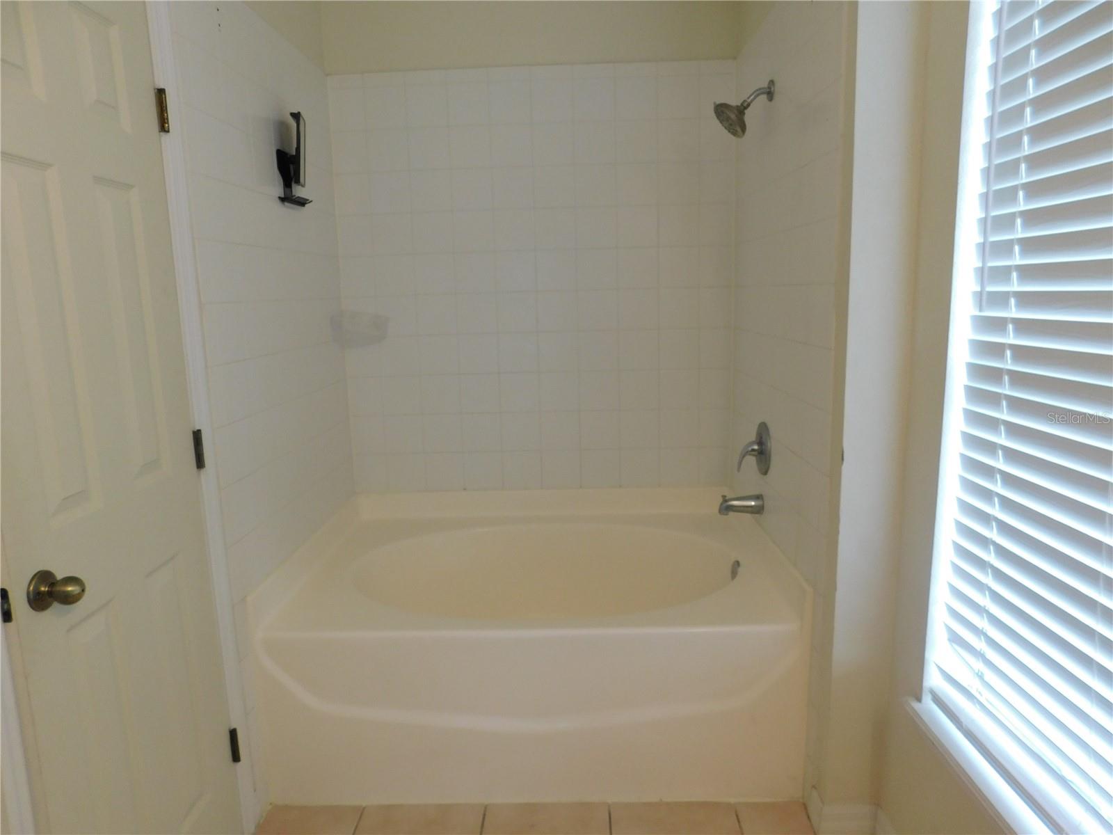 BAY BREEZE COVE - Residential