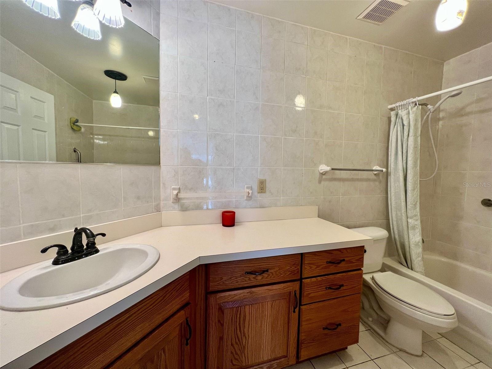 FLYING DUTCHMAN ESTATES - Residential