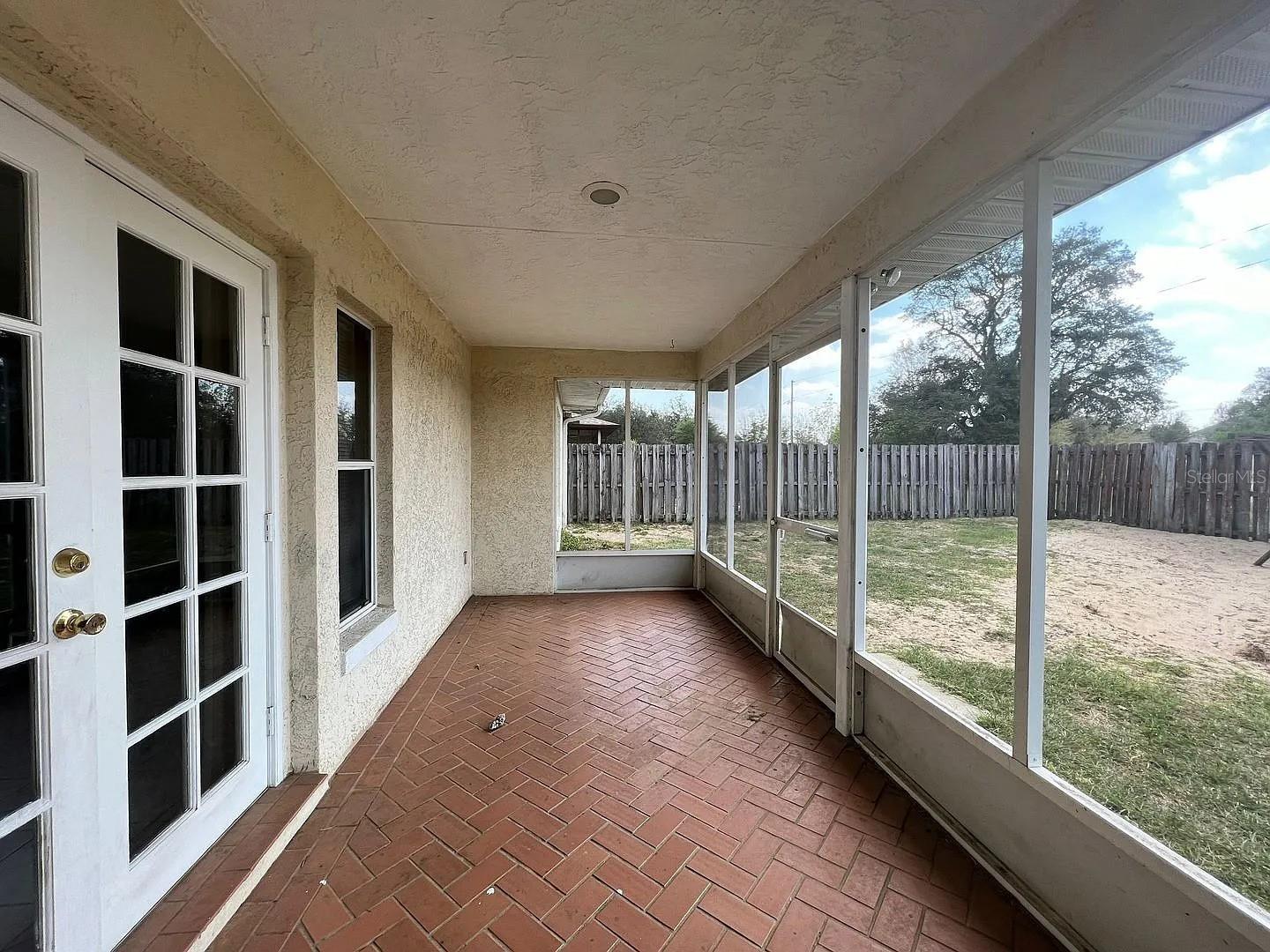 FLYING DUTCHMAN ESTATES - Residential