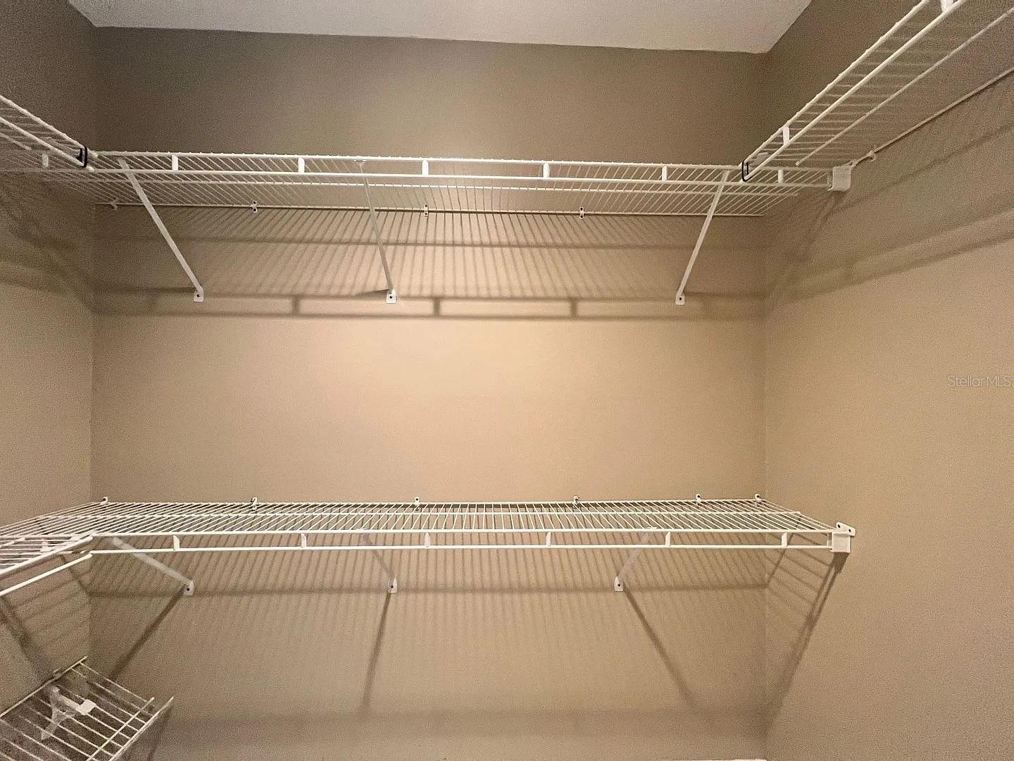 FLYING DUTCHMAN ESTATES - Residential