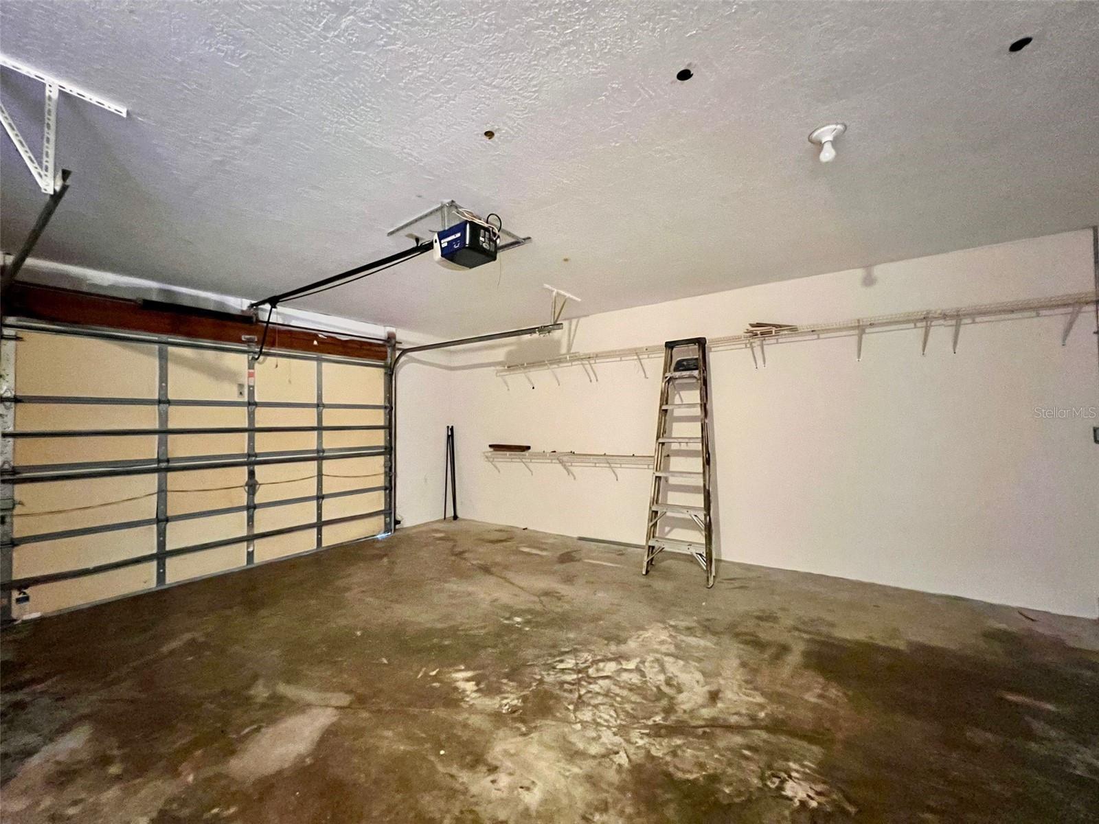 FLYING DUTCHMAN ESTATES - Residential