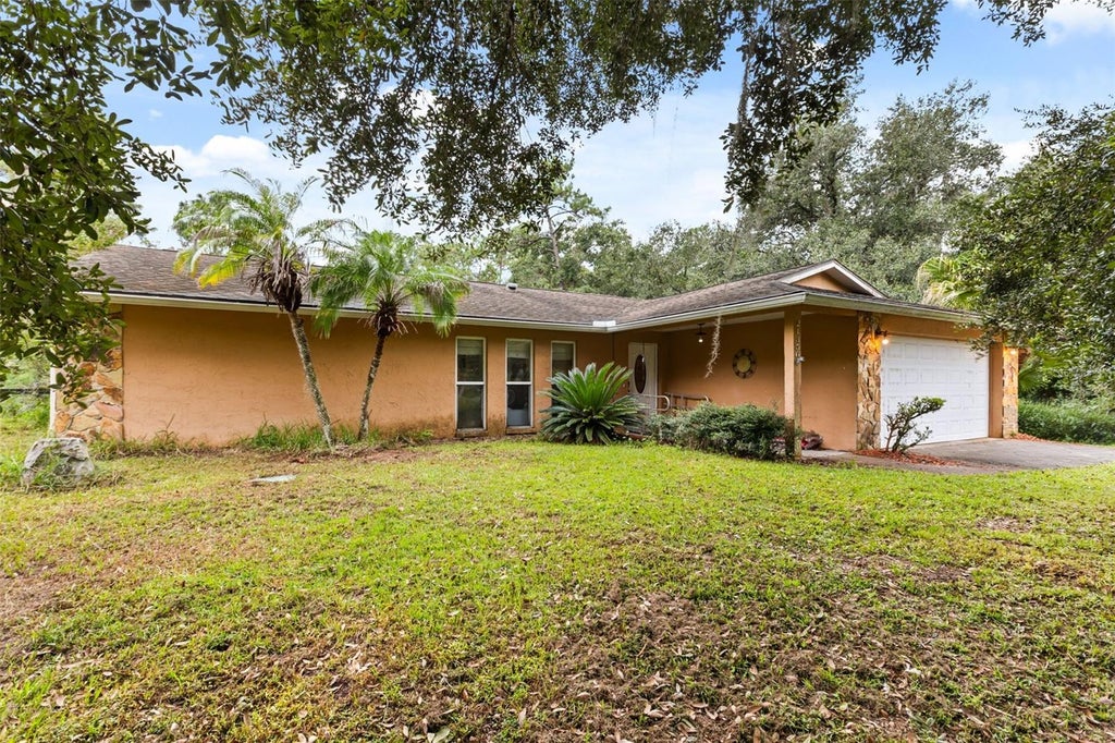Photo of 21356 Reindeer Road, Christmas, FL 32709 (MLS # V4951951)