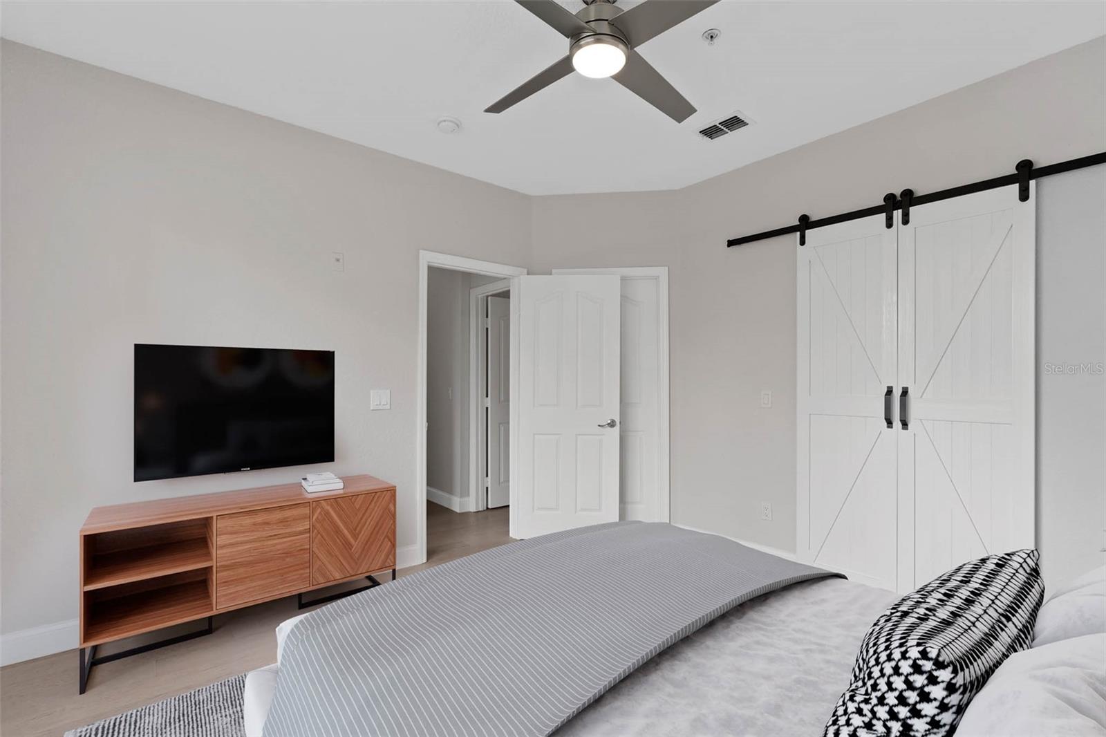 BELLA TERRA CONDOMINIUM - Residential Lease