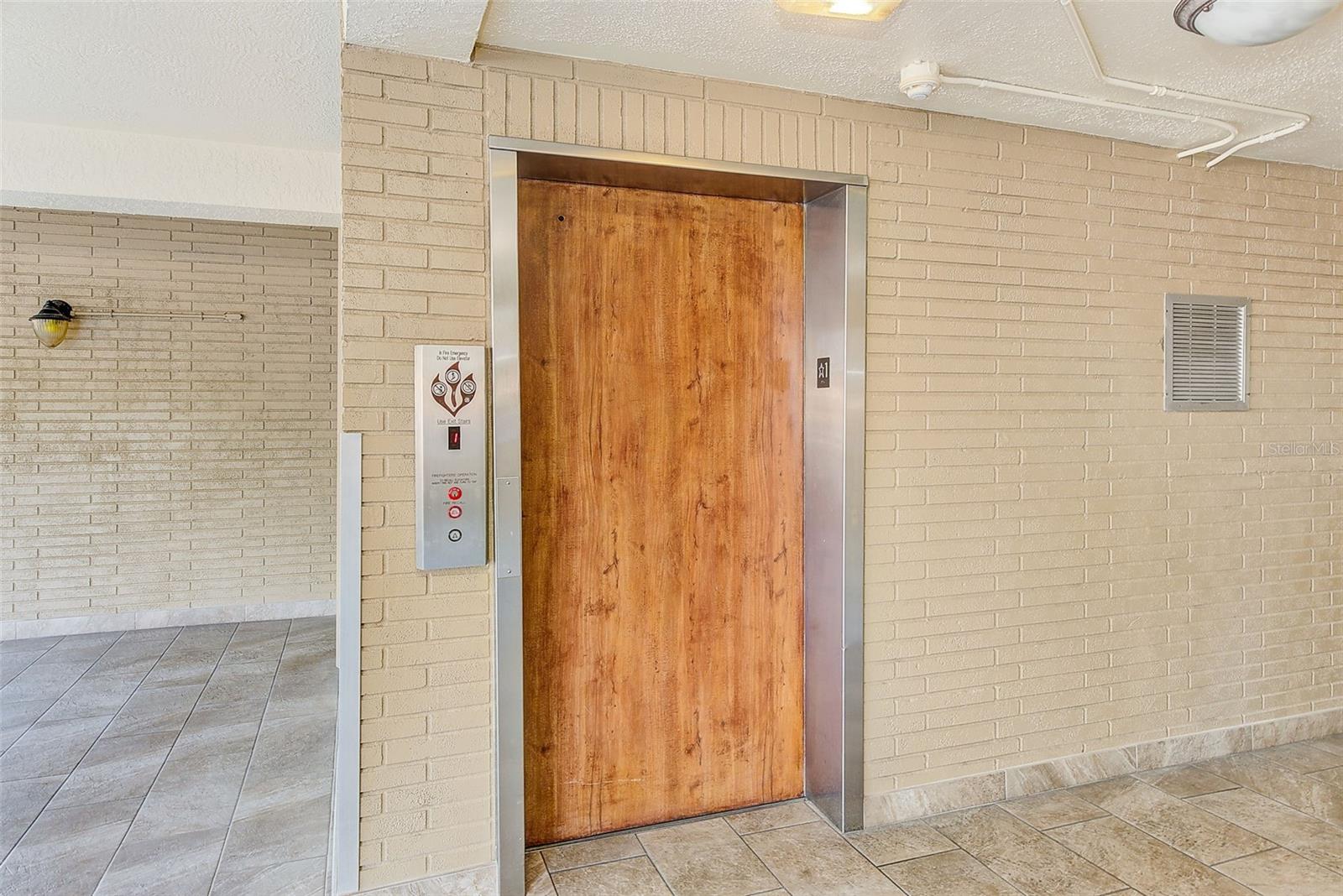 TERRACE PARK OF FIVE TOWNS - Residential