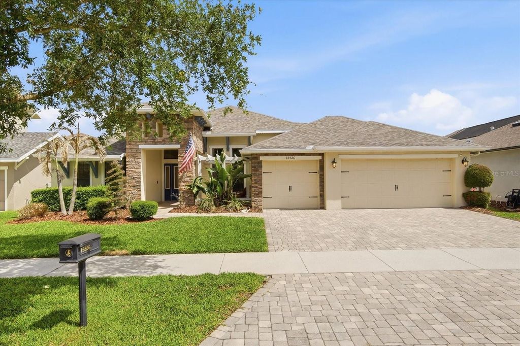Photo of 15526 Starling Crossing Drive, Lithia, FL 33547 (MLS # TB8495554)
