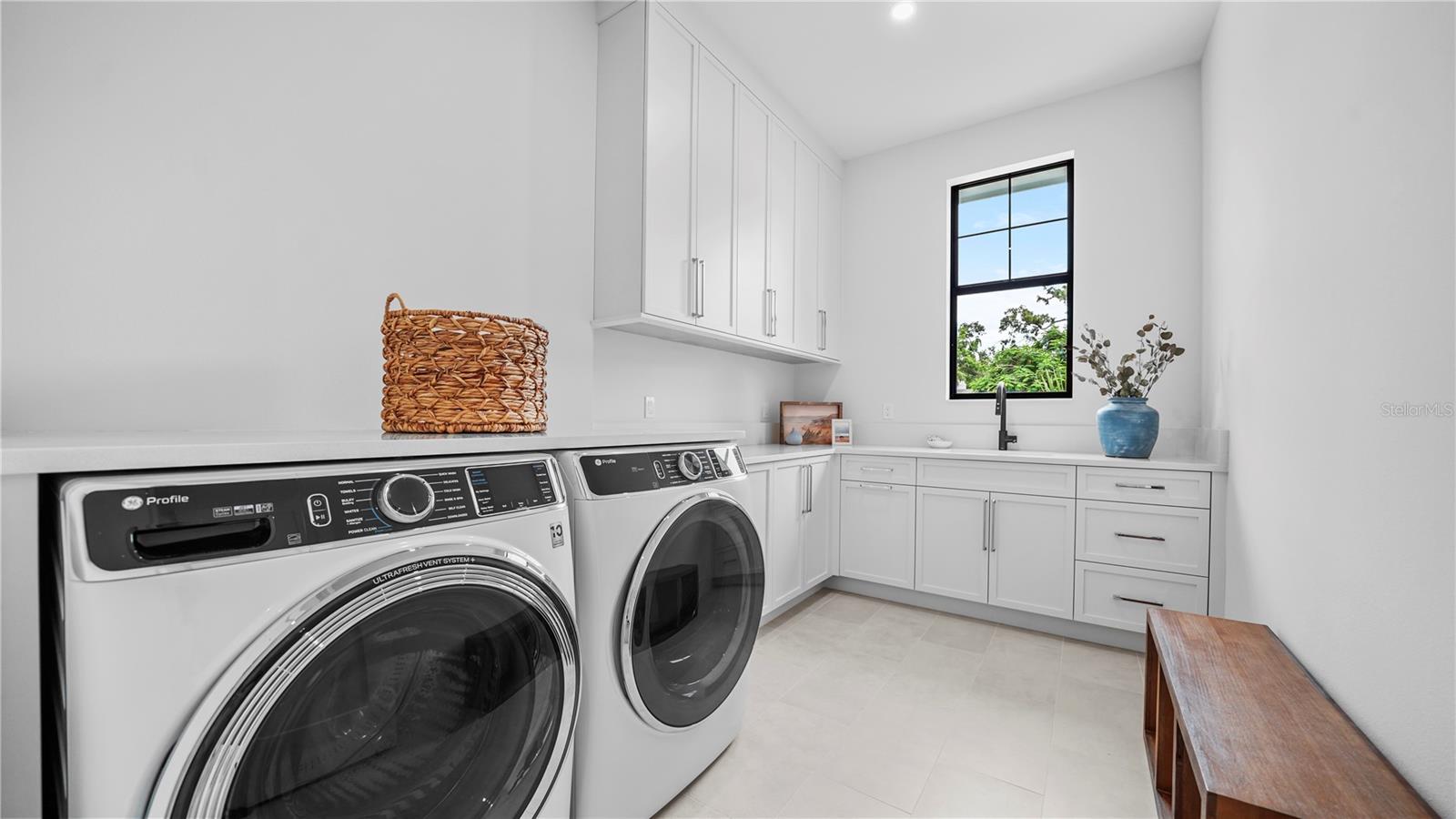 HARTLAND PARK - Residential