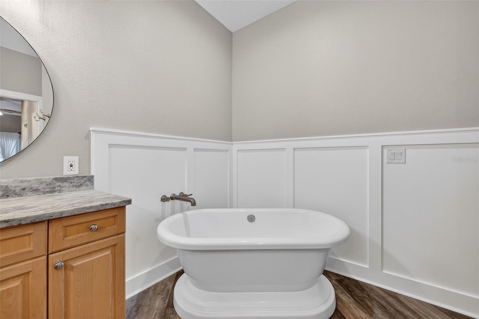 BRIGHTWATER POINT CONDO - Residential