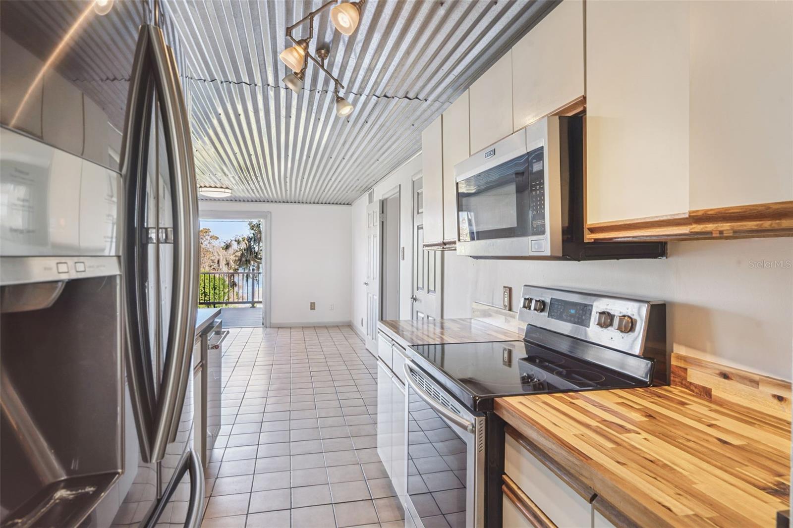 ALPINE TERRACE - Residential