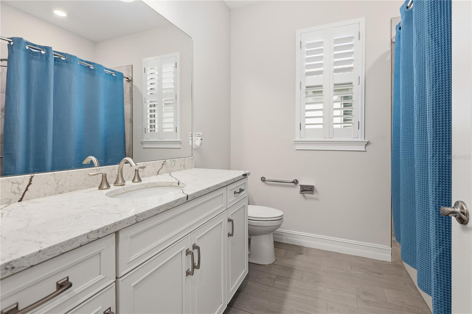 TOSCANA ISLES PH 6 UN 2 - Residential