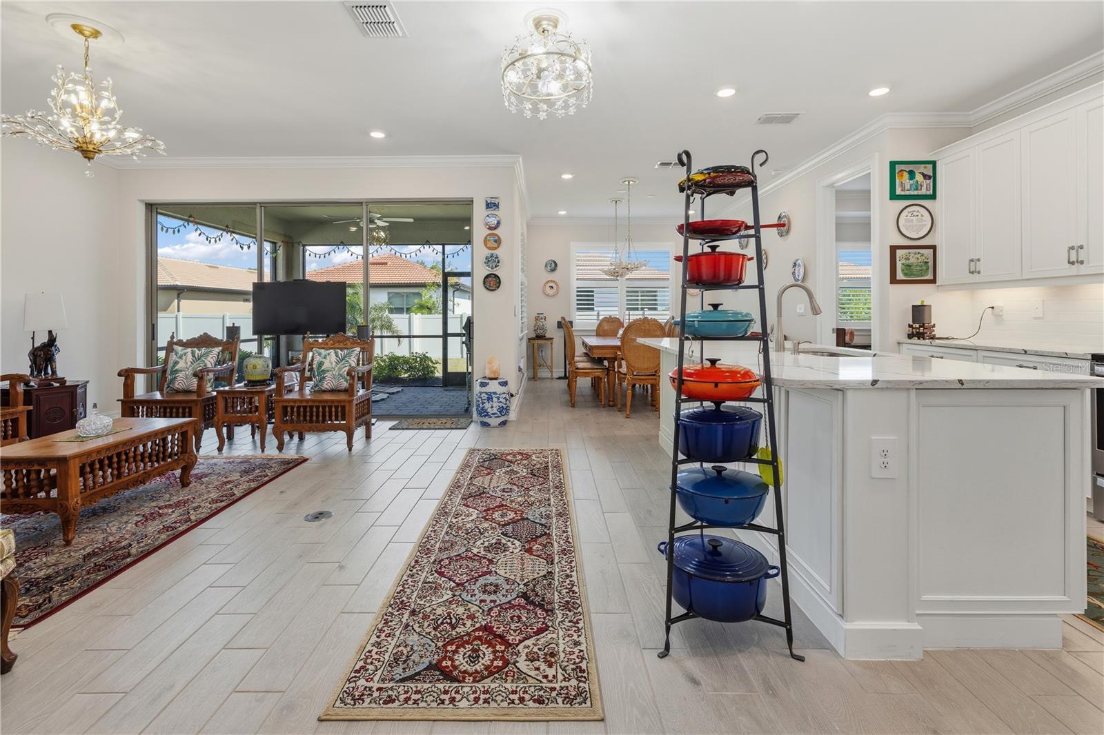 104 VILLORESI BOULEVARD