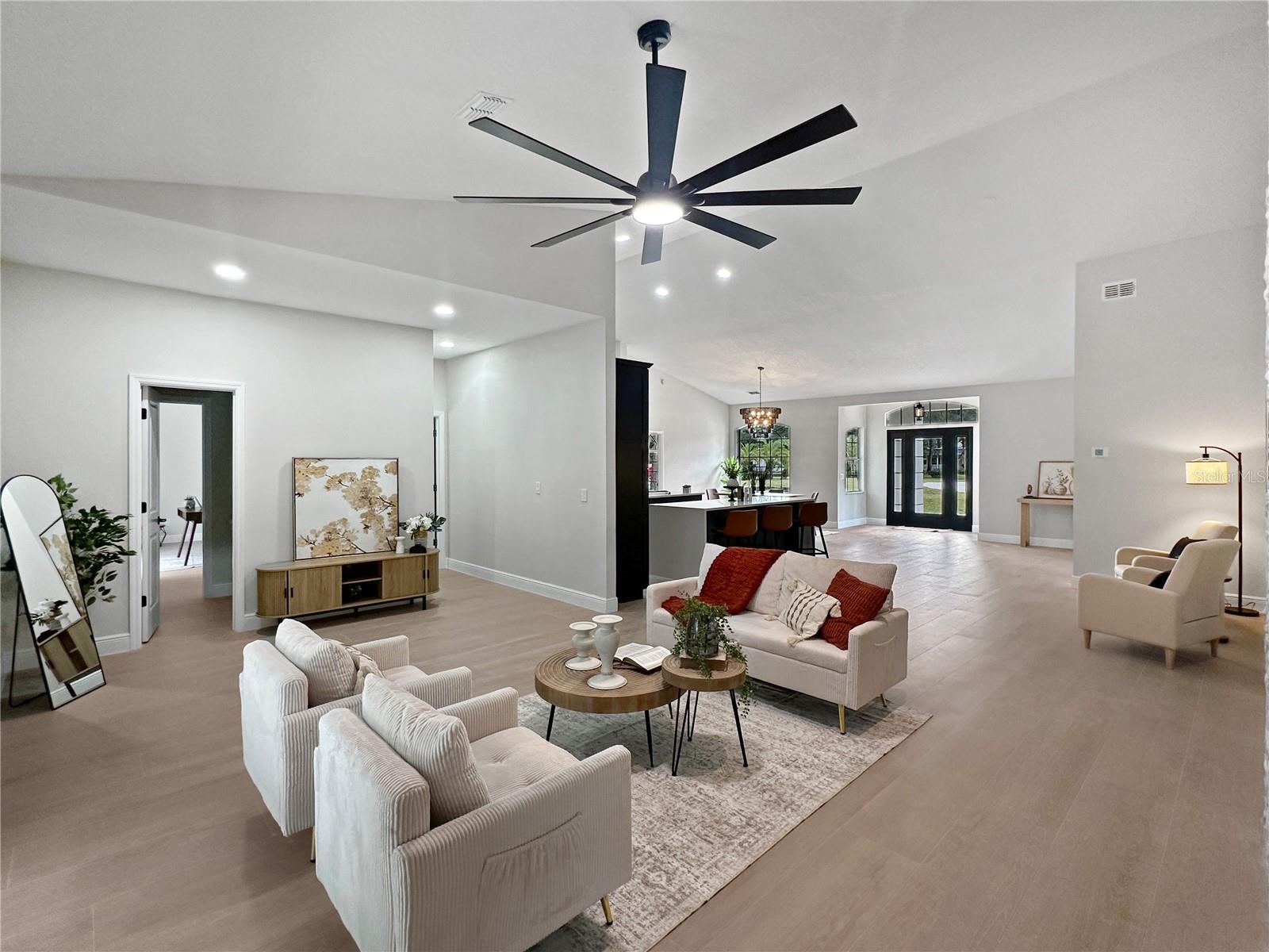 RIVER CREST - Residential