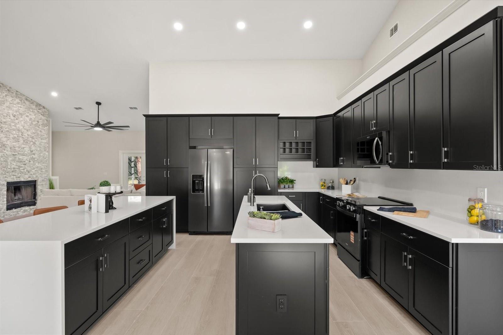 RIVER CREST - Residential