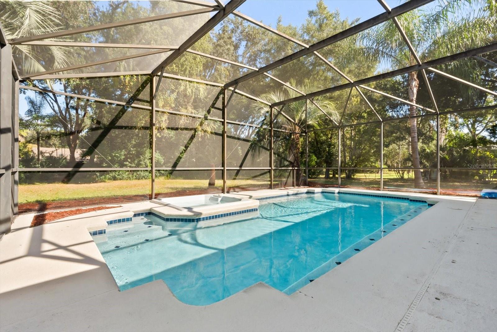 RIVER CREST - Residential