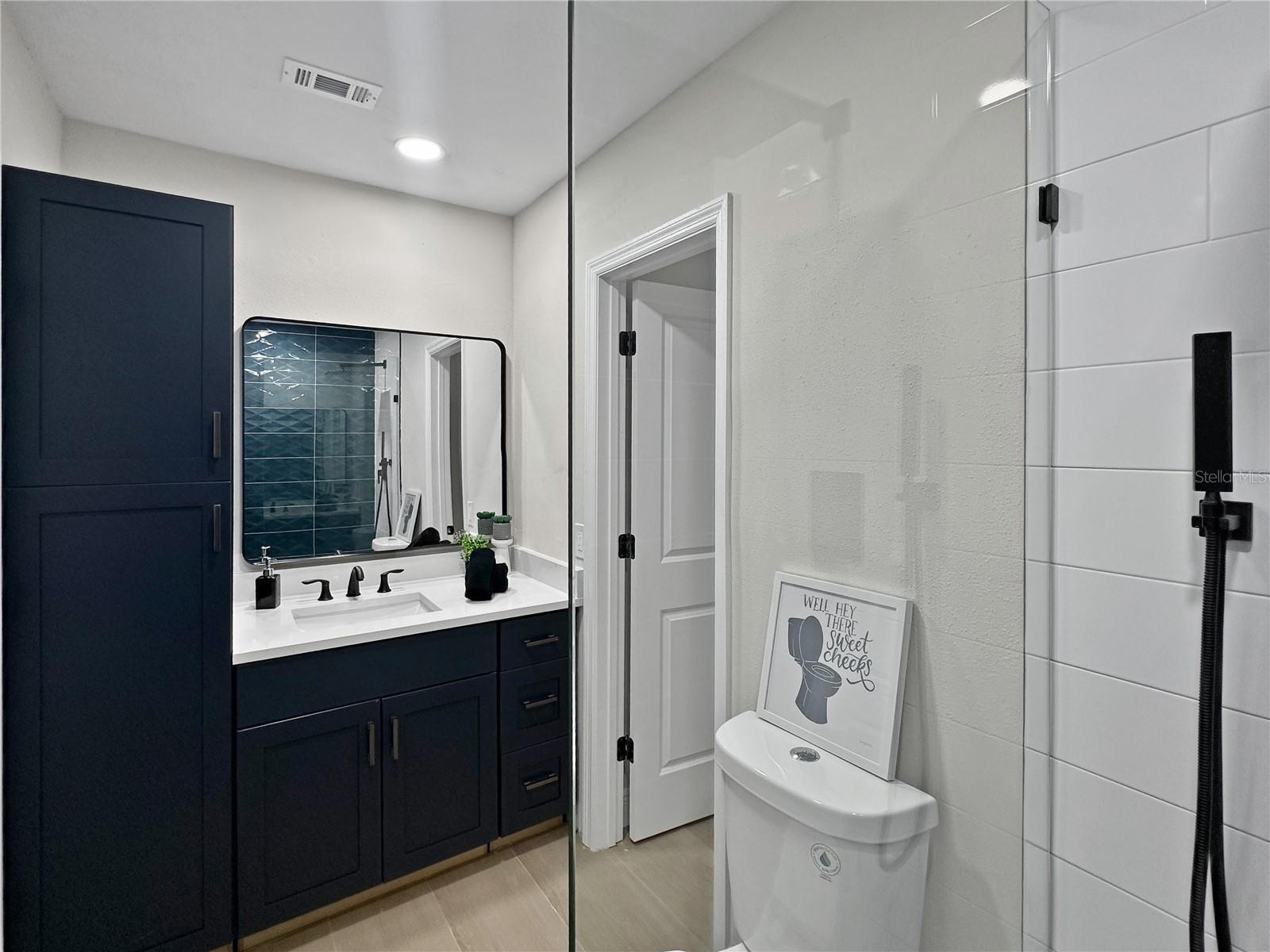 RIVER CREST - Residential