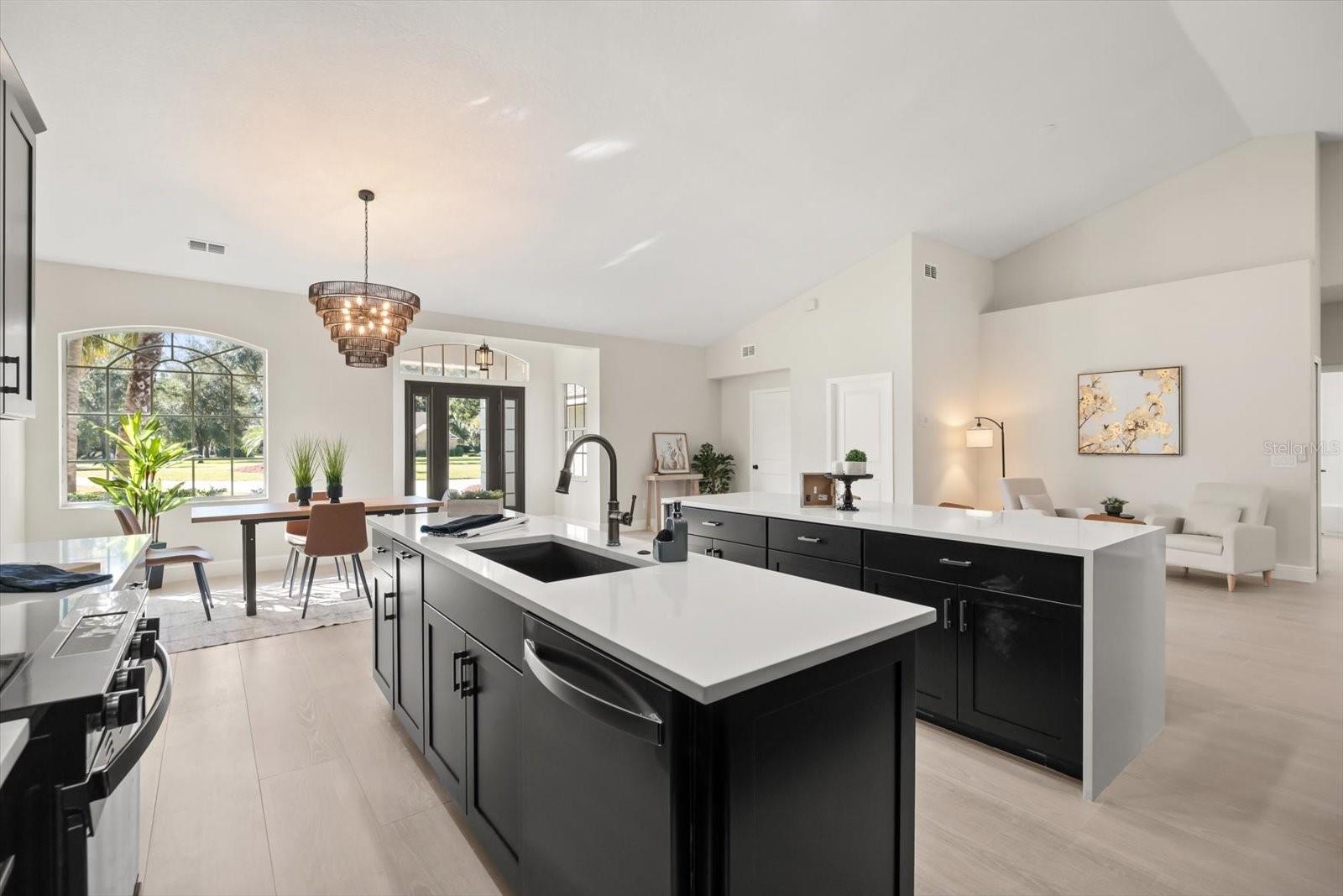 RIVER CREST - Residential