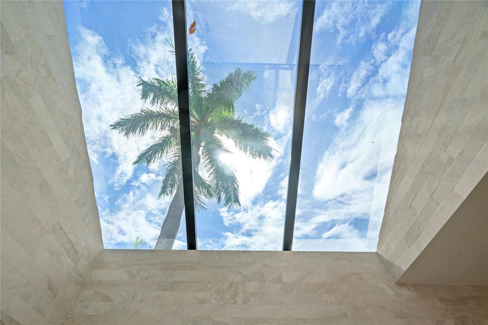 LA COLINA - Residential