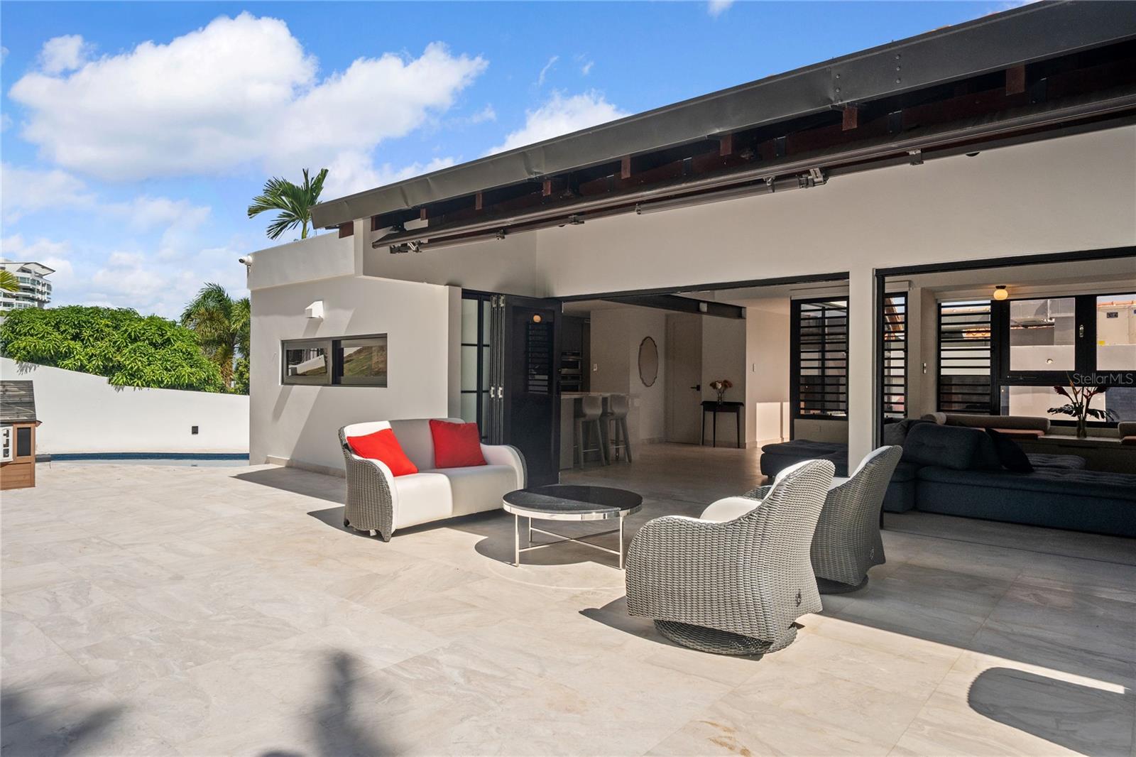 LA COLINA - Residential