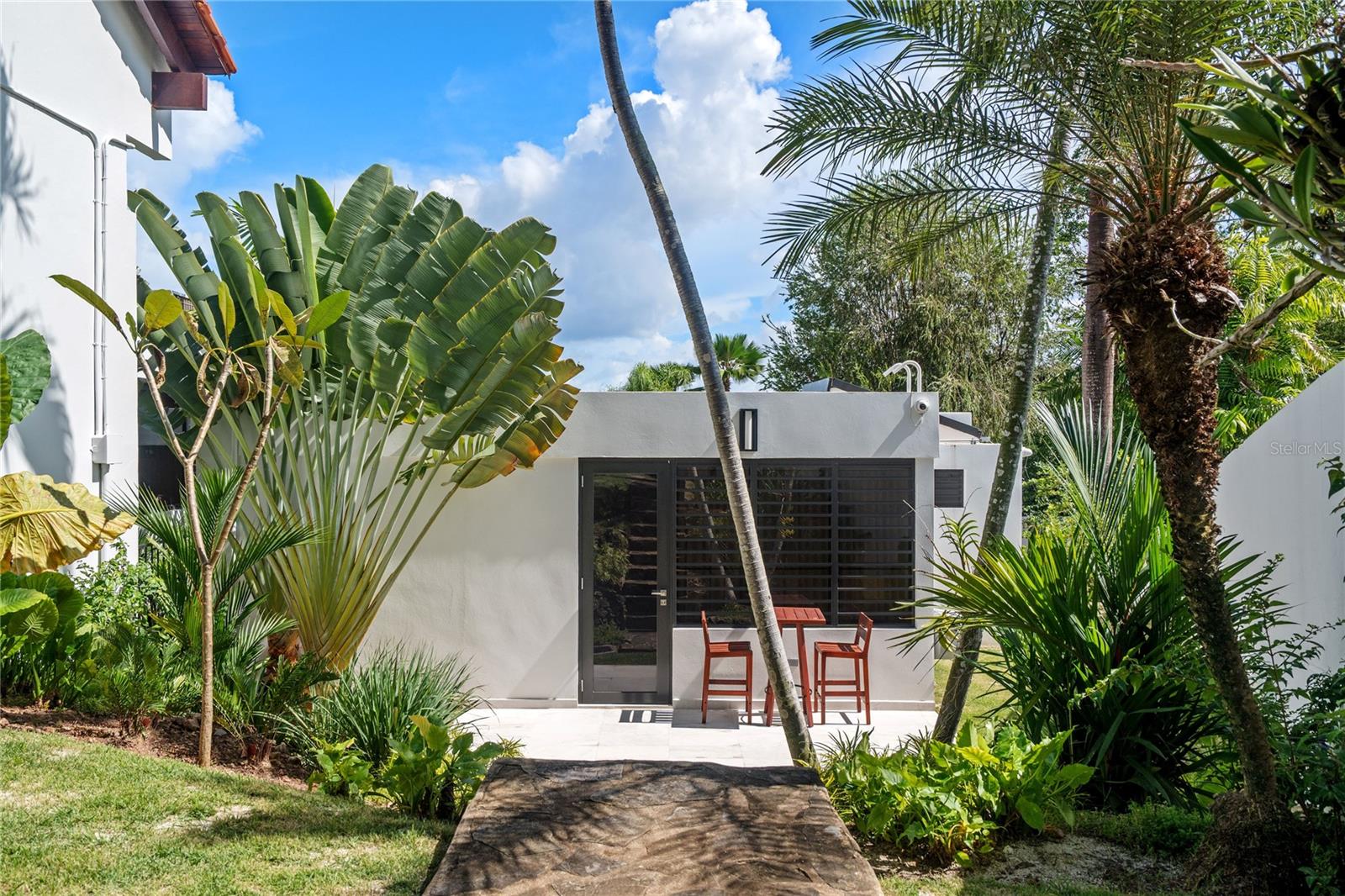 LA COLINA - Residential