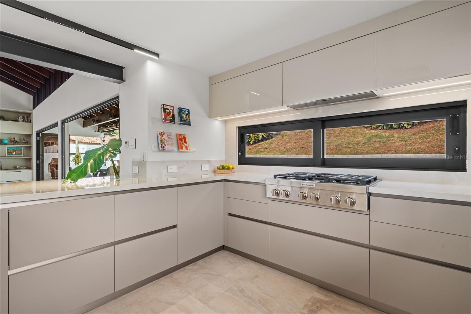 LA COLINA - Residential