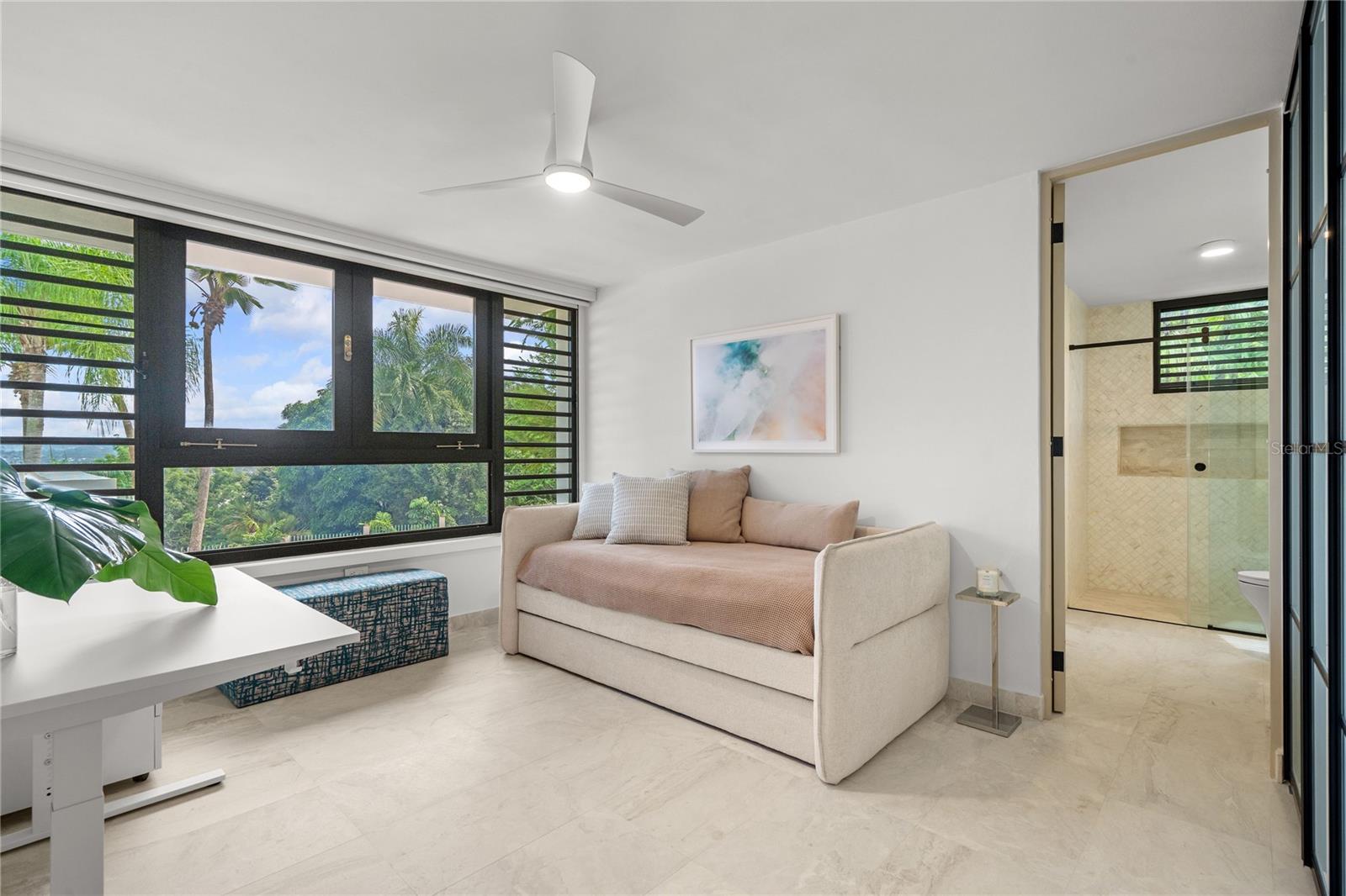 LA COLINA - Residential