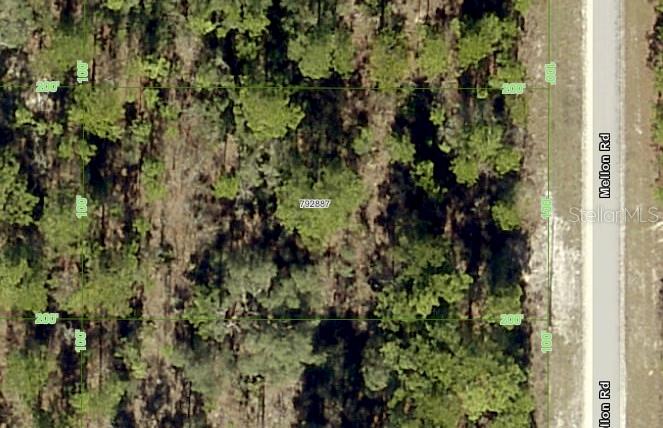 Nestled away in a highly desirable area of the Royal Highlands, this beautiful home site is waiting for you. The location is fantastic, ready to build your dream home on or hold on to as an investment. Not in a deed-restricted community, NO HOA or CDD fees either, and there is no time limit on when you can build. Close to all amenities such as shopping, schools, dining, entertainment, medical, and saltwater fishing in the gulf. If you have any questions just ask.