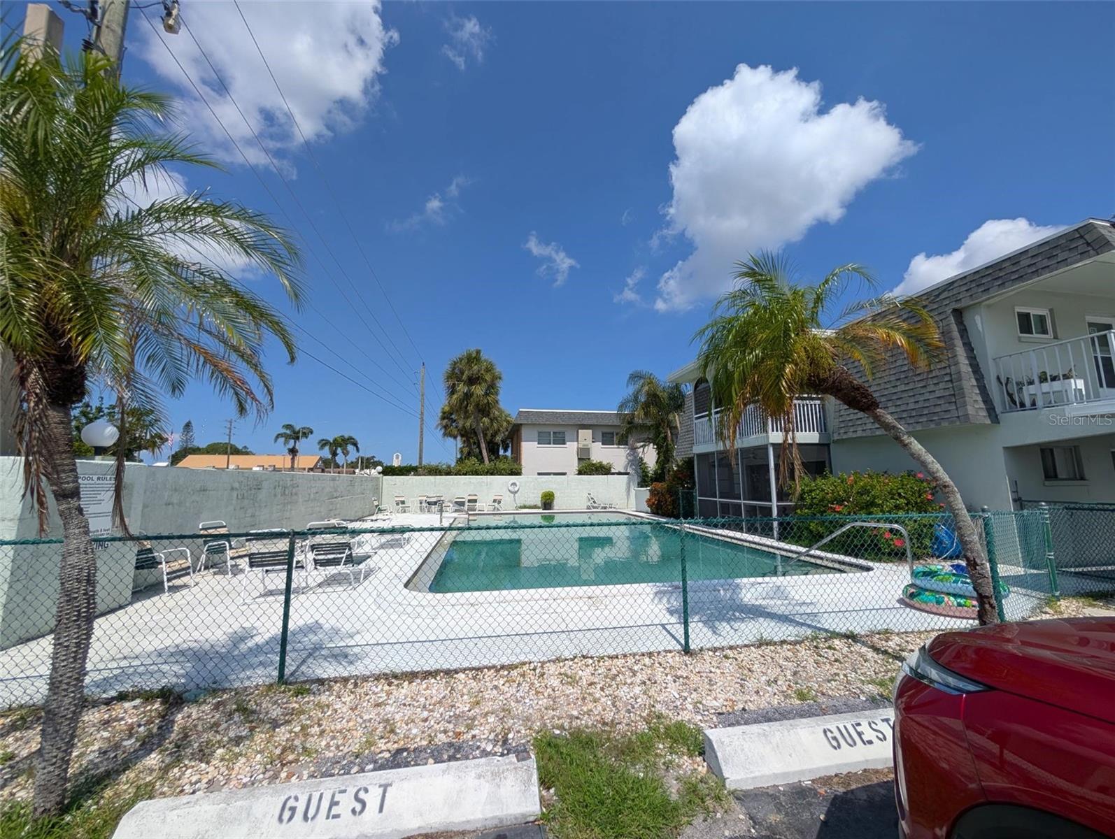 VILLAGE GREEN OF SARASOTA - Residential Lease