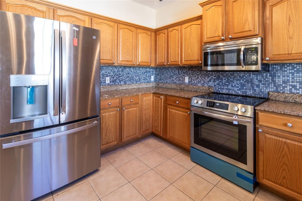 Photo of 3409 10th Lane W, Palmetto, FL 34221 (MLS # A4654387)
