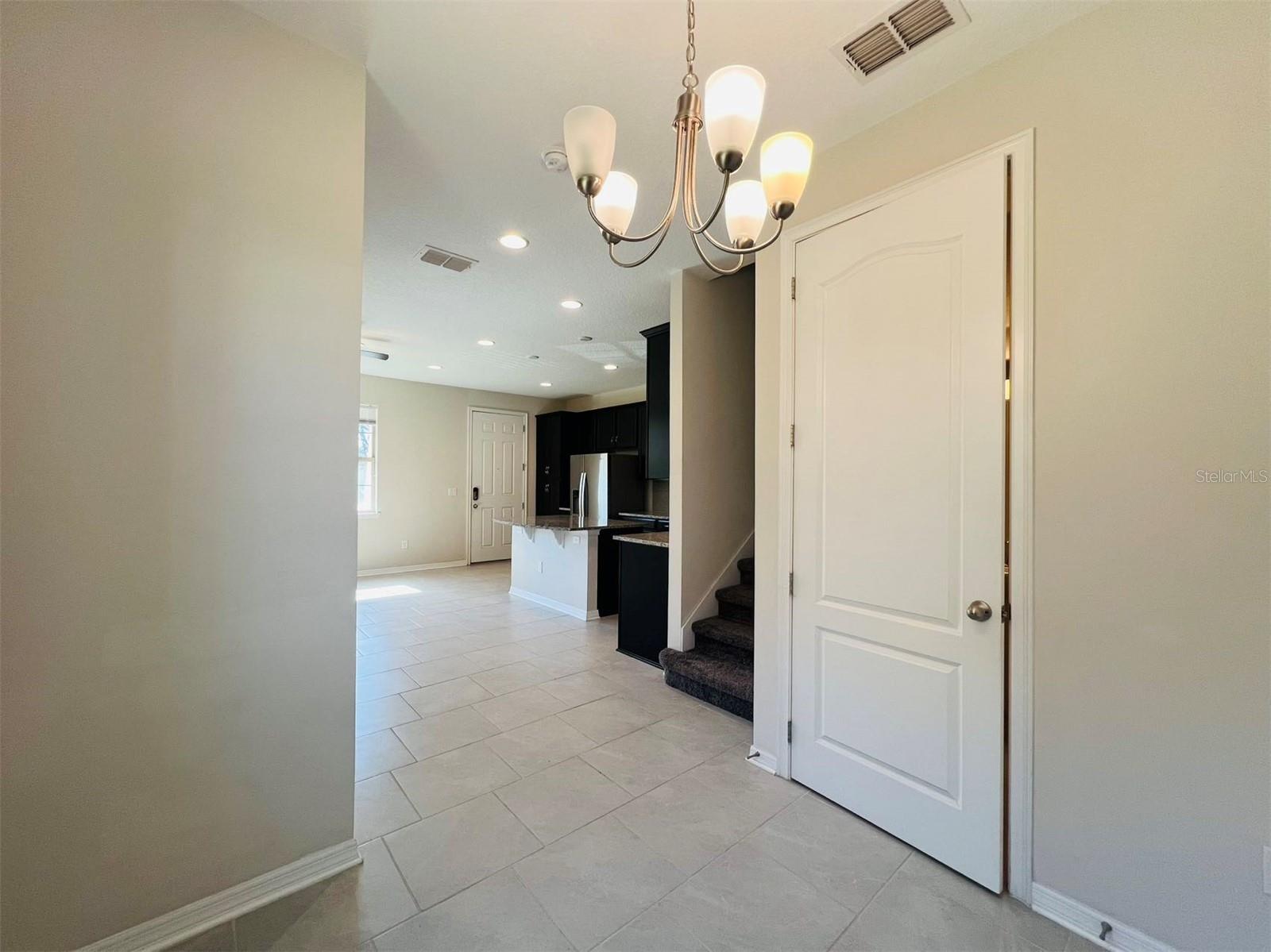 EAGLE CRK VILLAGE L PH 2 - Residential Lease