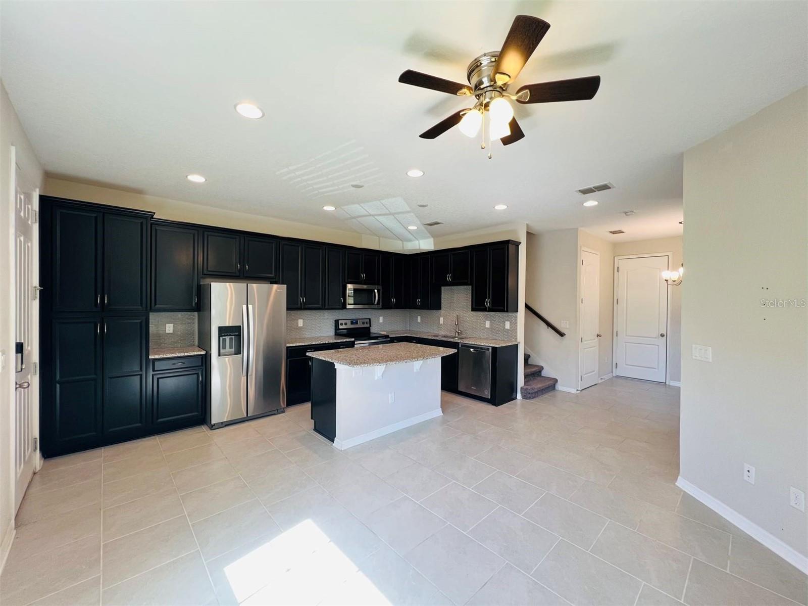 EAGLE CRK VILLAGE L PH 2 - Residential Lease