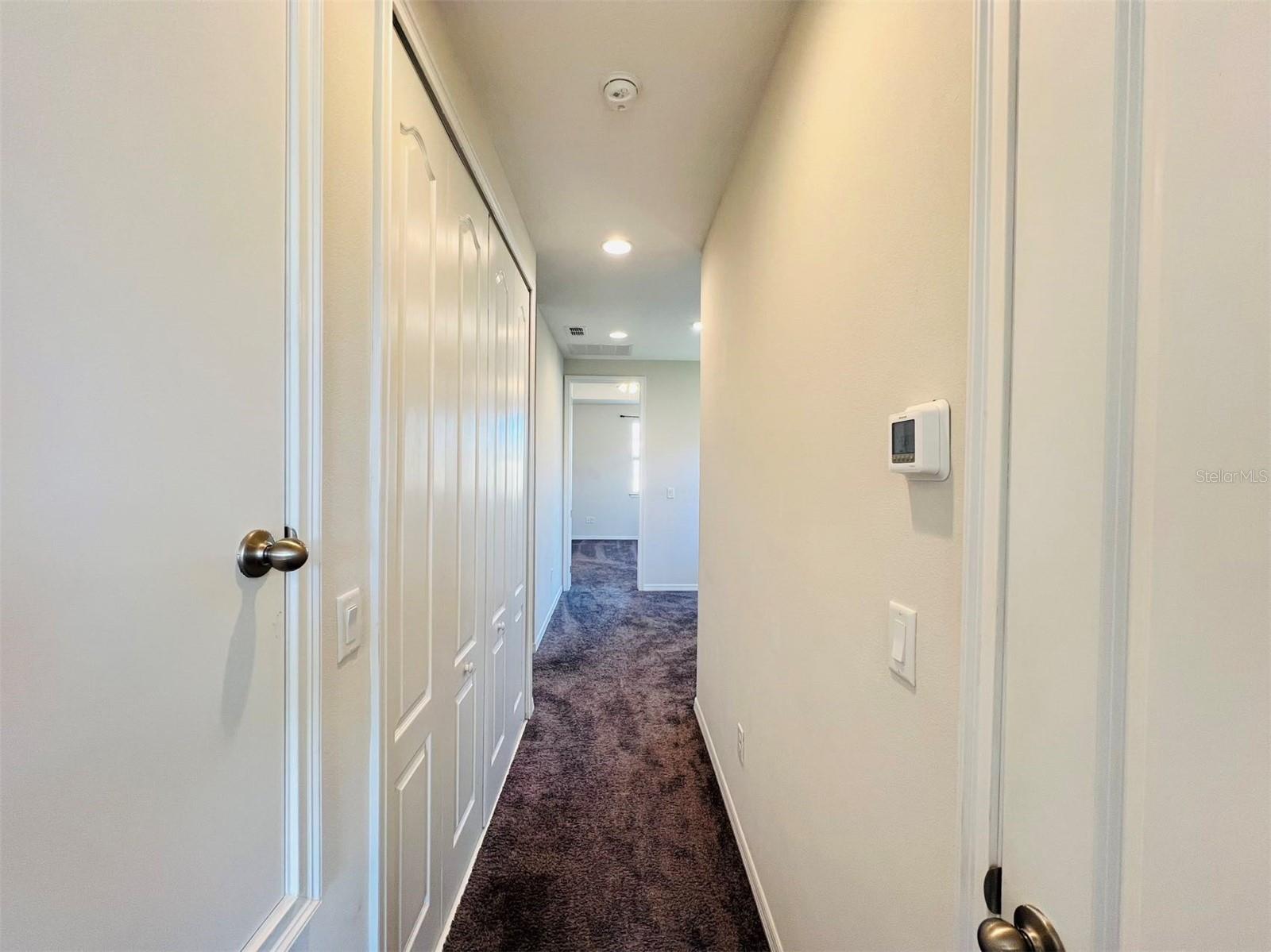 EAGLE CRK VILLAGE L PH 2 - Residential Lease