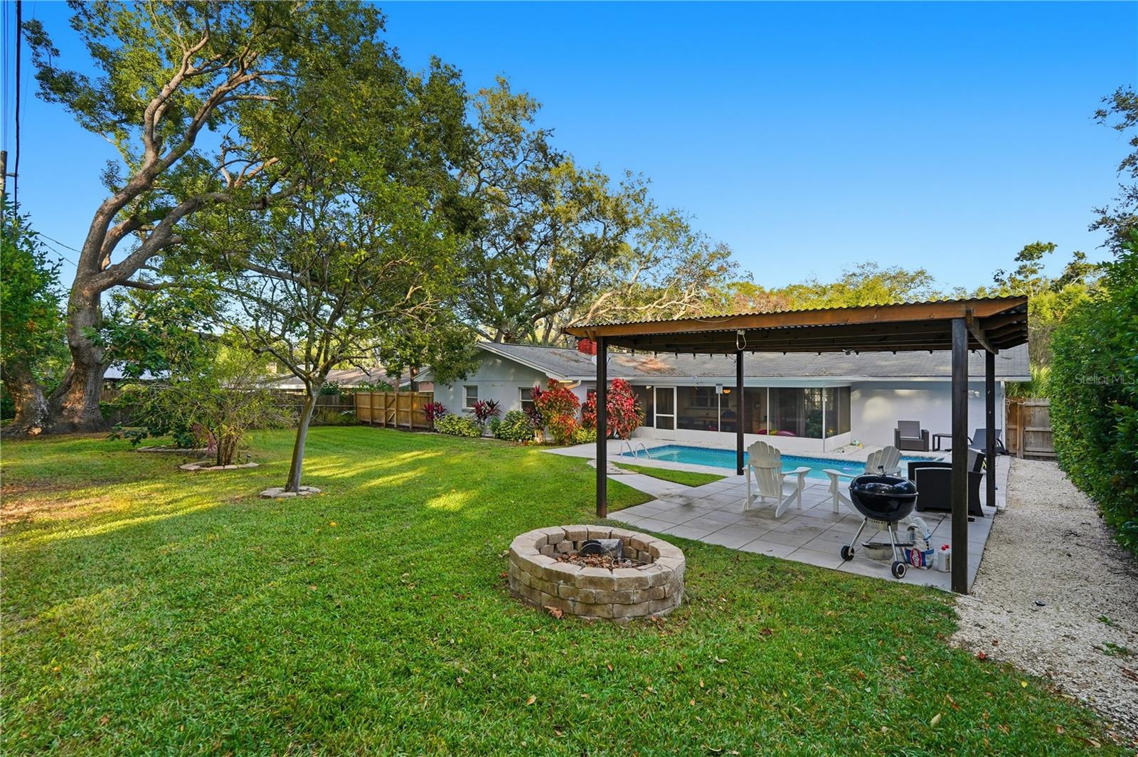 HILLCREST ESTATES - Residential