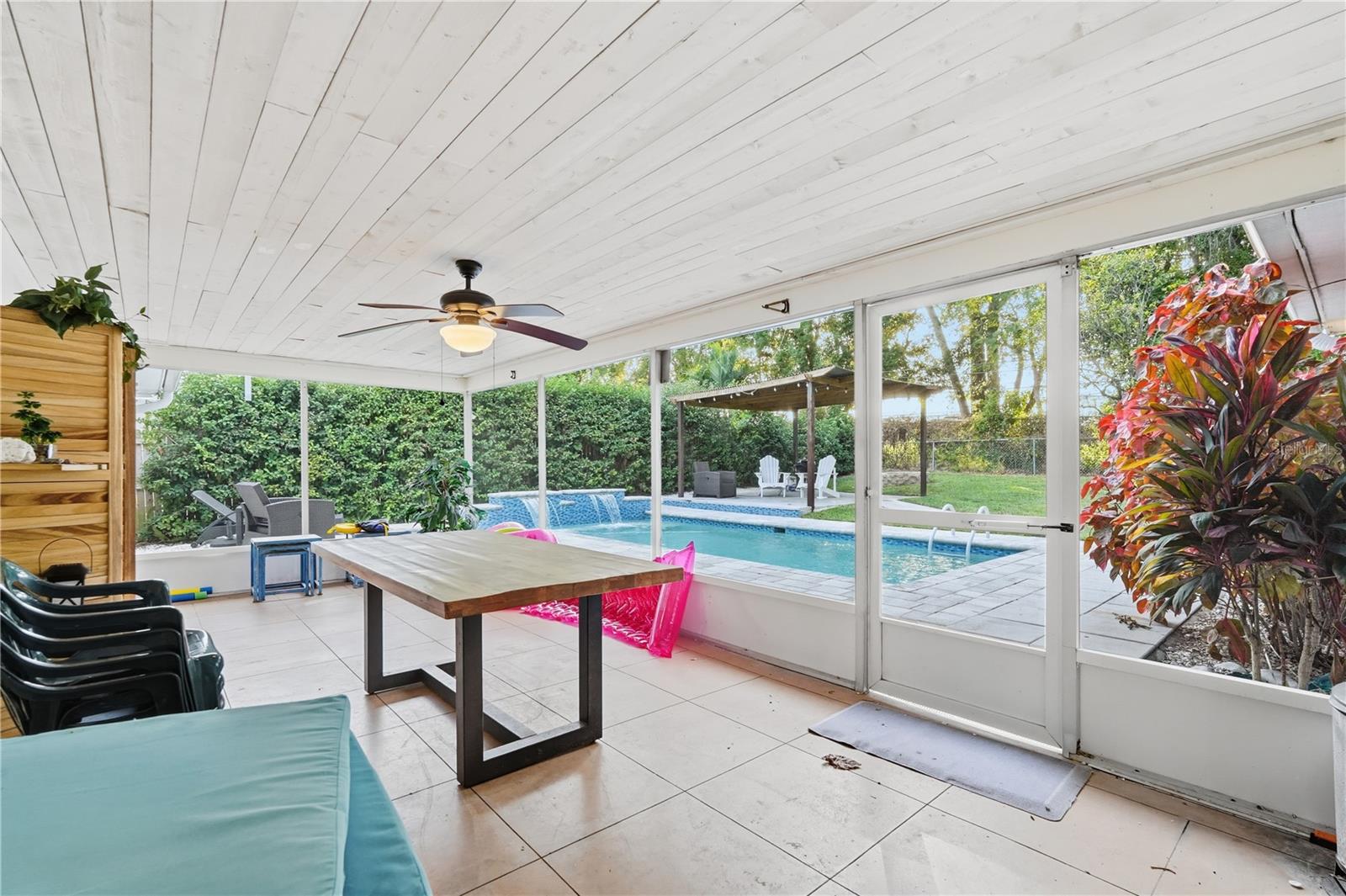 HILLCREST ESTATES - Residential