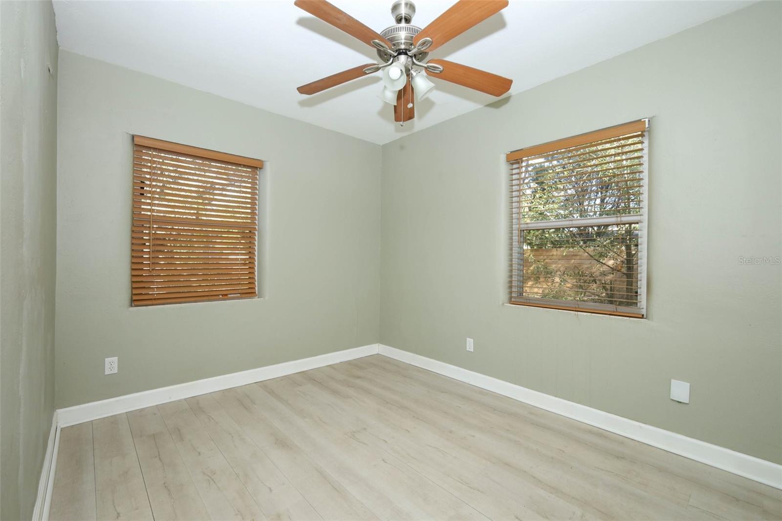 COLONIAL ACRES - Residential