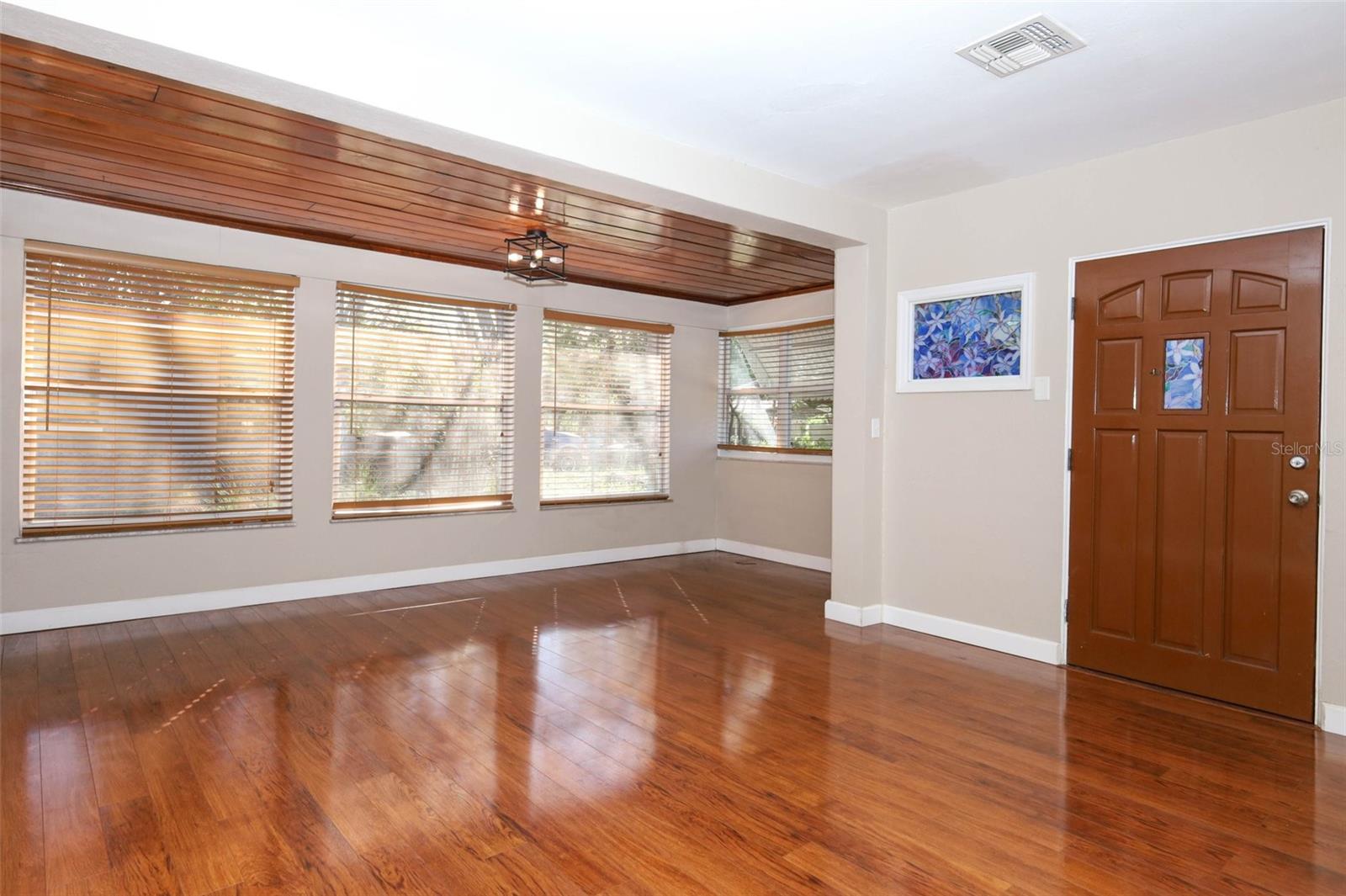 COLONIAL ACRES - Residential