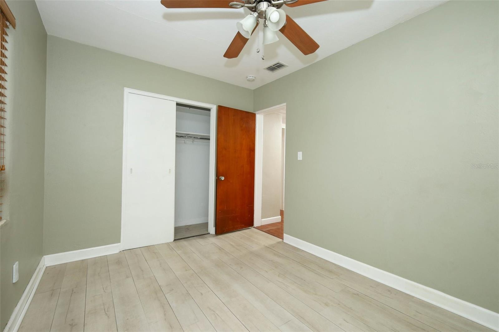 COLONIAL ACRES - Residential