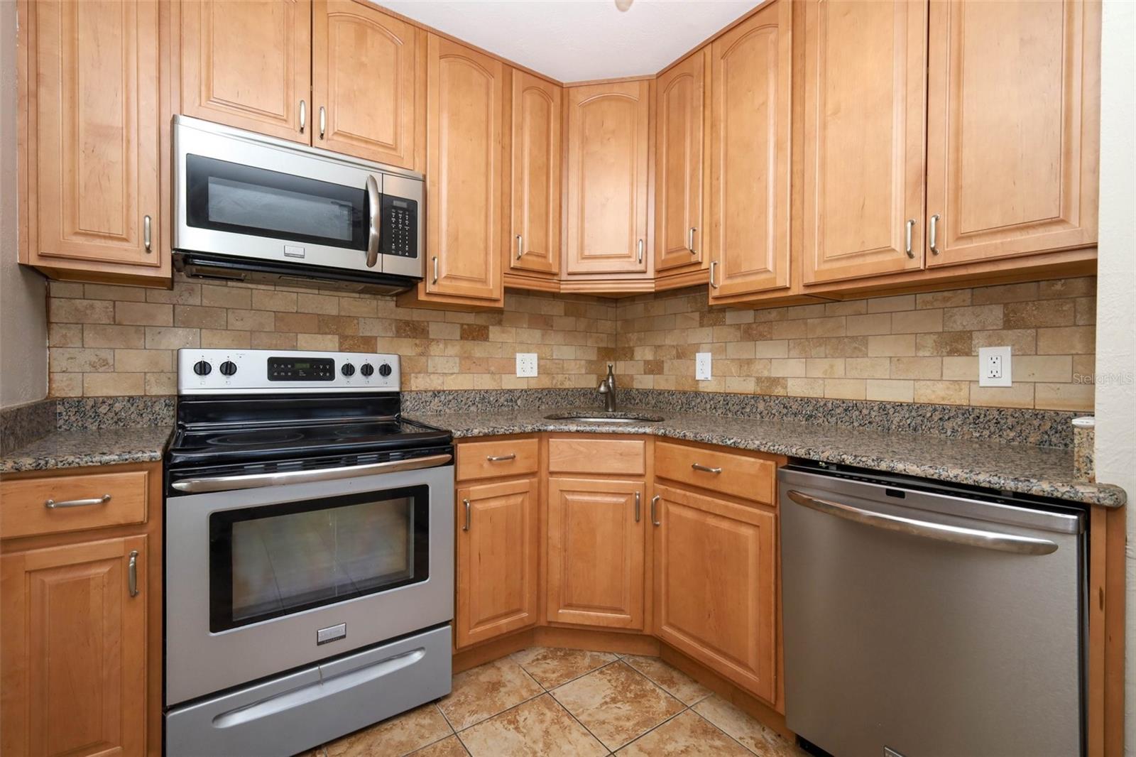 COLONIAL ACRES - Residential